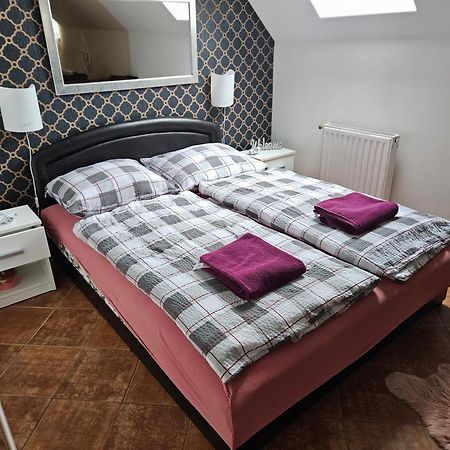 Gréta Apartman Hajdúszoboszló Esterno foto